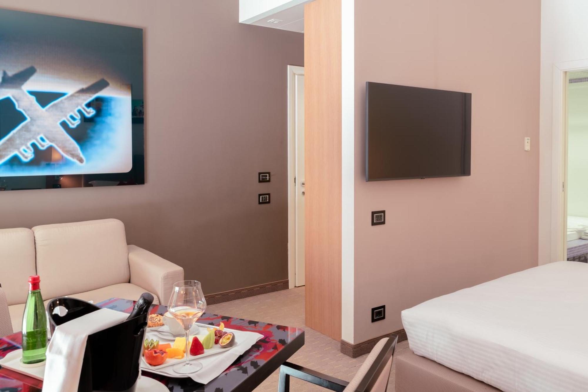 Ariha Hotel קוסנזה מראה חיצוני תמונה