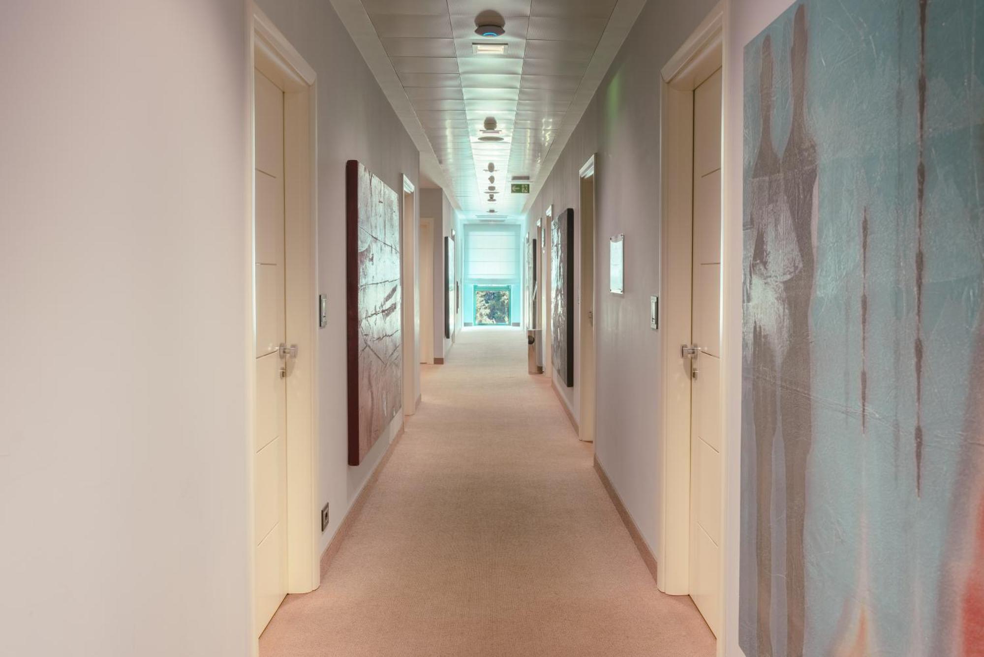 Ariha Hotel קוסנזה מראה חיצוני תמונה