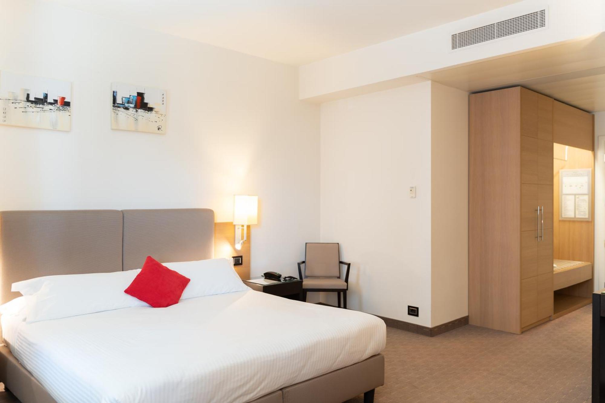 Ariha Hotel קוסנזה מראה חיצוני תמונה